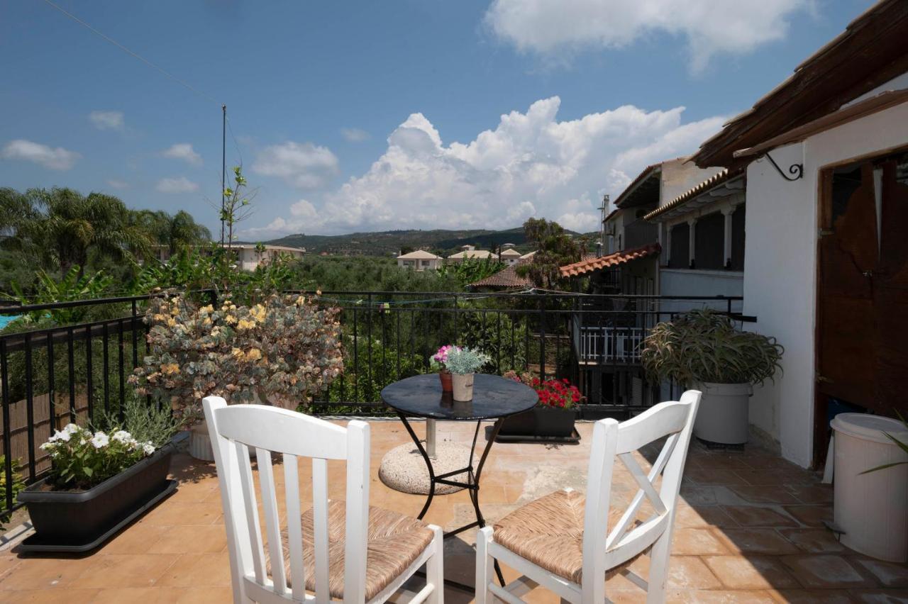 Apartamento Giorgos House Attic Gialova Exterior foto